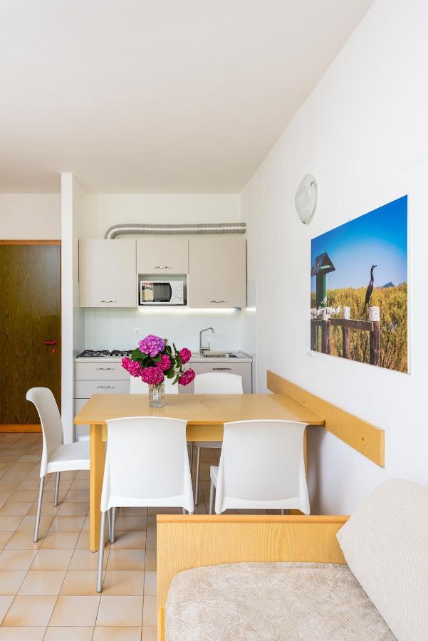 Condominio Lavinia Bibione Exteriör bild