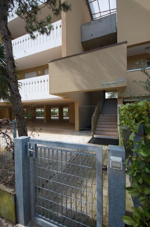 Condominio Lavinia Bibione Exteriör bild